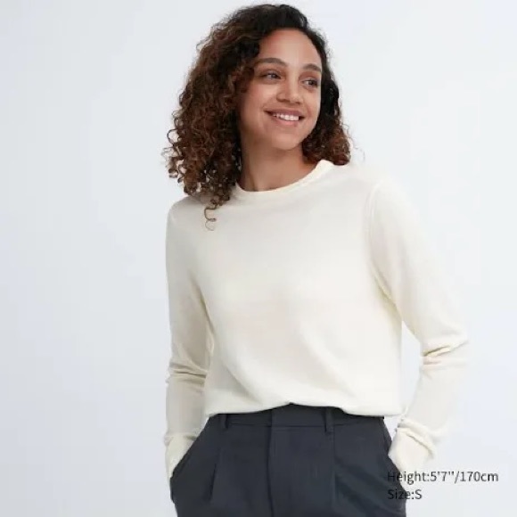 Uniqlo Sweaters - UniQlo Sweater Cream Size L extra fine wool crew neck neutral lightweight
